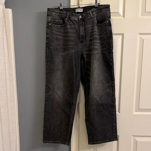 Bayleaf Women's Charcoal Straight Leg Jeans